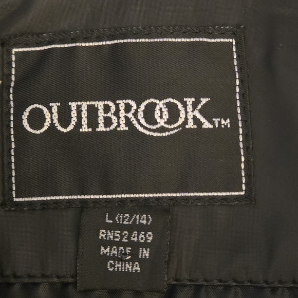 Outbrook Women Large (12/14) Sleek Black Rain Jacket Hidden Buttons with FLAW - Picture 14 of 14